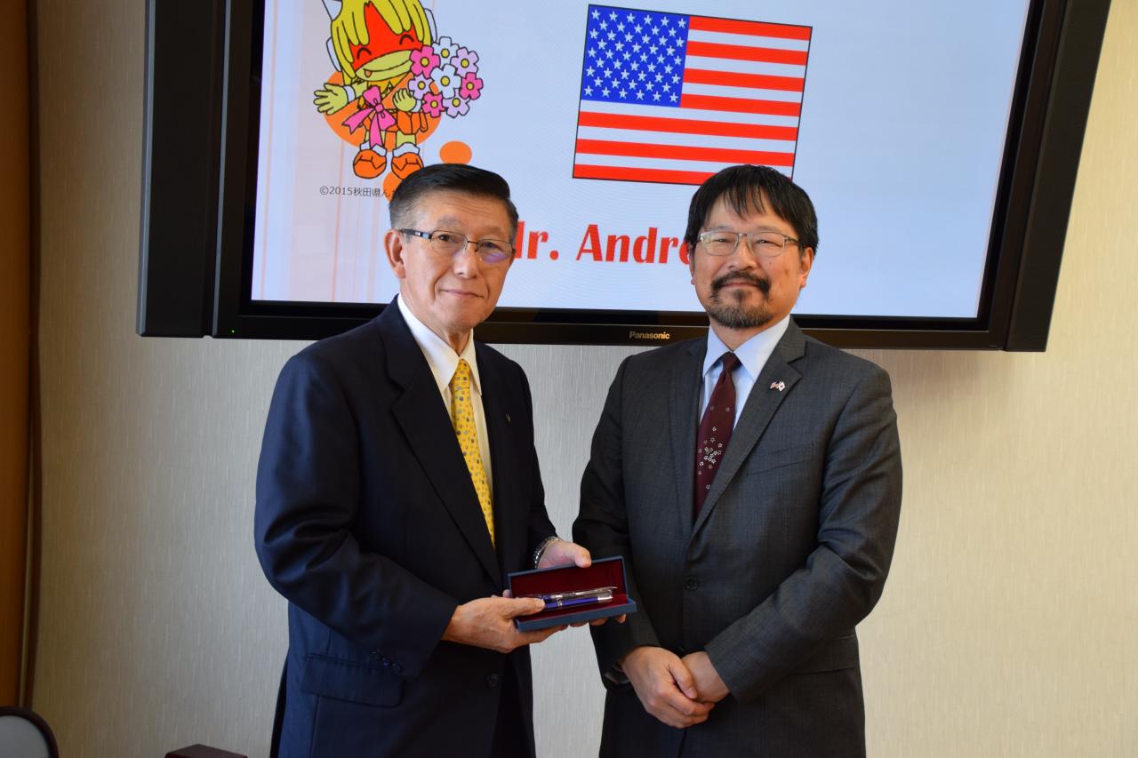 在札幌米国総領事館総領事訪問の様子
